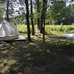 Οργανωμένο κάμπινγκ Glamping Kaliska Łochów