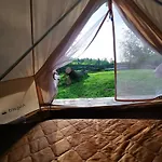 Glamping Kaliska Οργανωμένο κάμπινγκ Łochów