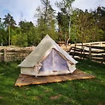 Οργανωμένο κάμπινγκ Glamping Kaliska