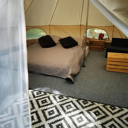 Glamping Kaliska * Lochow